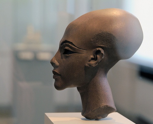 ph. head binding amarna princess